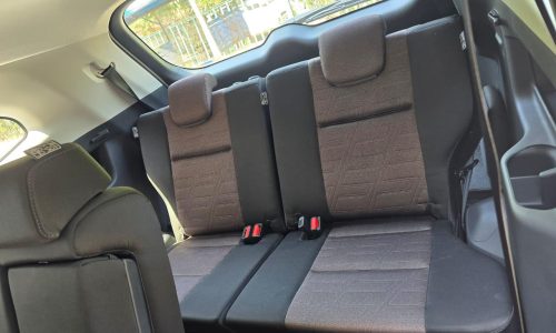 Invicto premium cab for family outstation tours