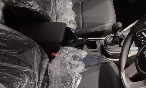 Kia Carens cab for family and group outstation travel